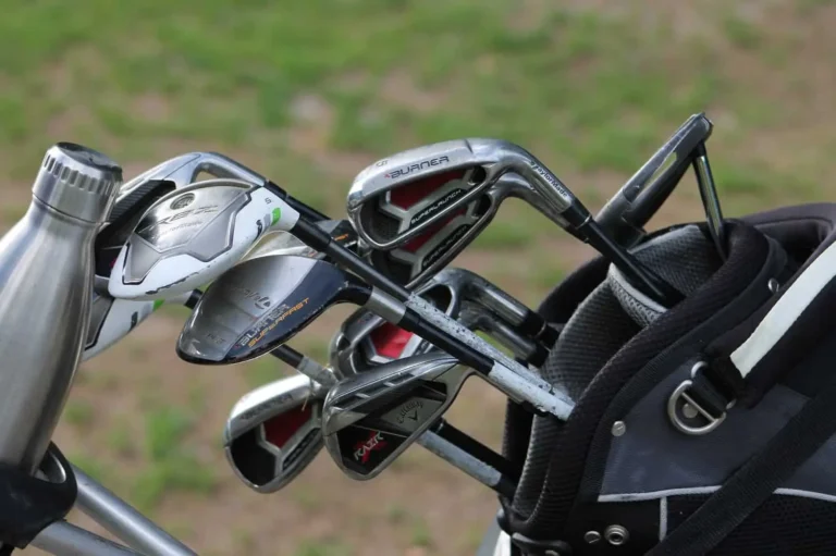 How To Choose And Clean Golf Clubs