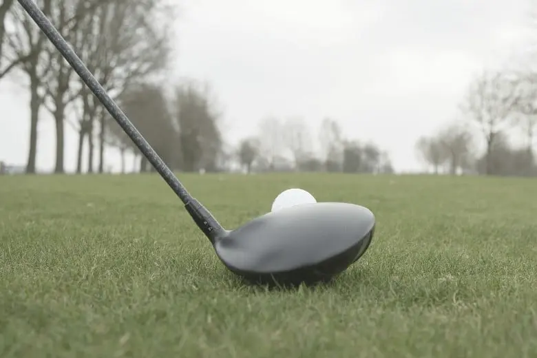 Know how to pick the best golf driver as a Senior golf player